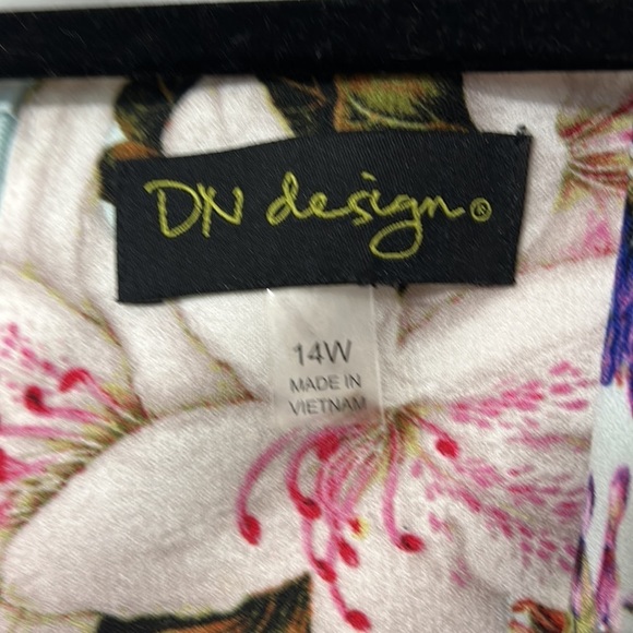 DN Designs Faux Wrap Floral with Asymmetric Hem Dress sz 14W - Picture 4 of 6